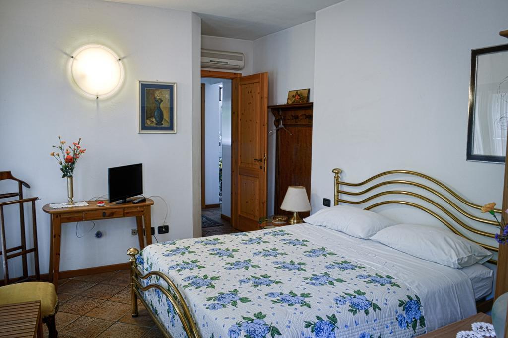 Bed & Breakfast Il Giardino Baricella Buitenkant foto
